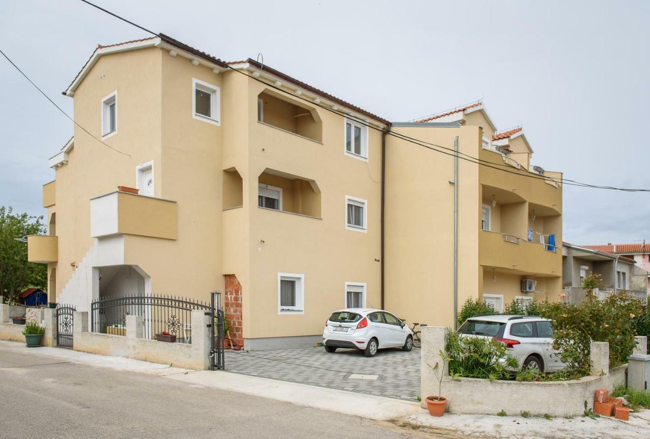 شقة زادار  في Apartman Nina المظهر الخارجي الصورة